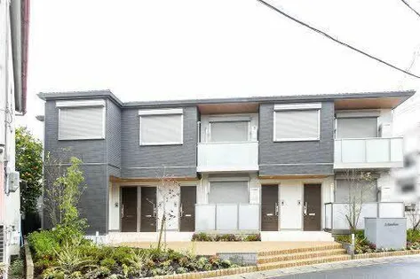 REFISIA HANAの画像