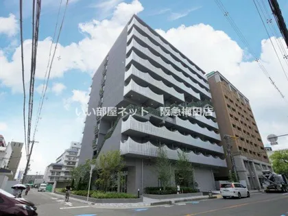 TOPAZ江坂【8階】の外観