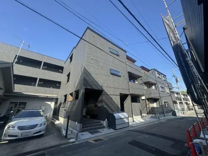 セレニティ加美南A棟【1階】の外観