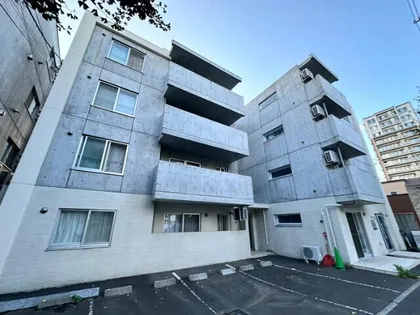 プランタン円山【4階】の外観