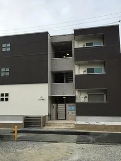 兵庫県尼崎市上坂部3丁目【アパート】の外観