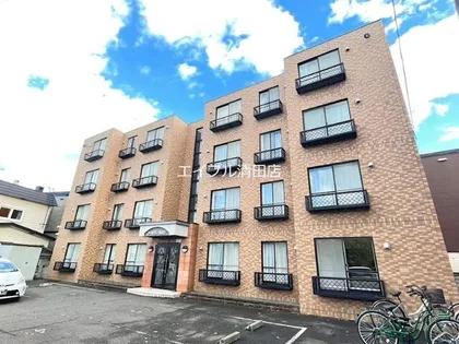 R-FREE真栄21【202号室】の外観