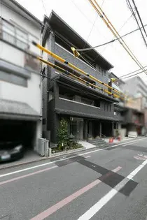 カーマイン ピノ四条堀川の画像