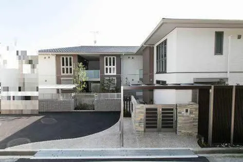 ラ ブルジョンの画像