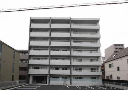 メイプルメゾン グレイス コートの画像