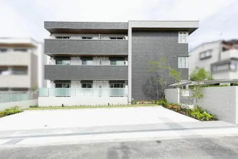 シャーメゾン クレフィーユの画像