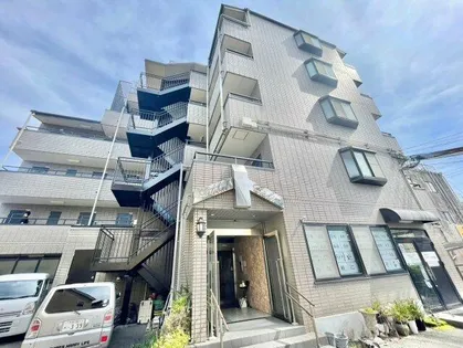 グローバルエイシン【4階】の外観