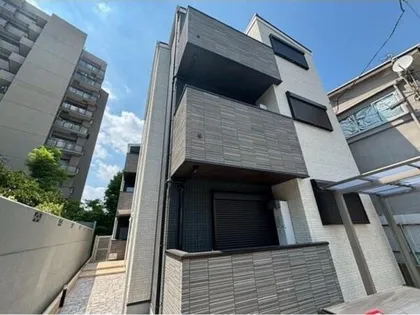 LAーCREA緑地公園の画像