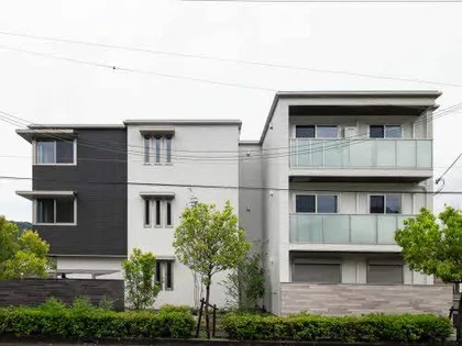 シャーメゾンフルールの画像