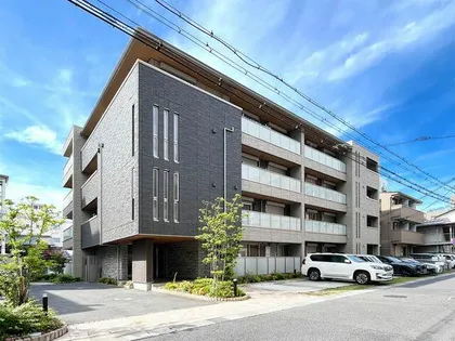 シャーメゾン フォルトゥーナの画像