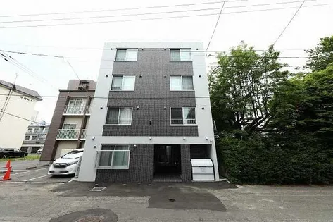 ラフィーネ医大前の画像