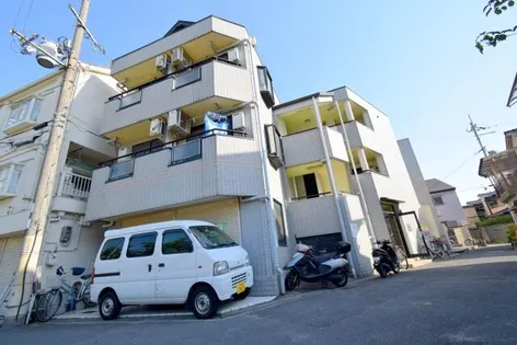 大阪府寝屋川市大利町【マンション】の外観