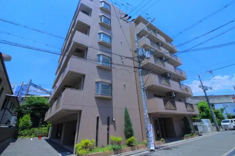 セリバノーブル【302号室】の外観