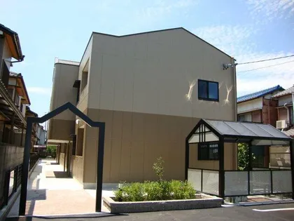 オレンジハウス【2階】の外観