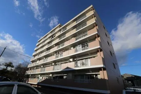 アーバンコート入場の画像