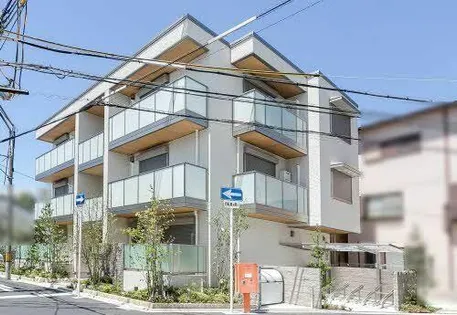 ピノ フロールの画像