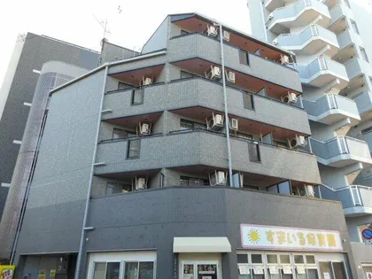 マ・メゾン舟尾【2階】の外観