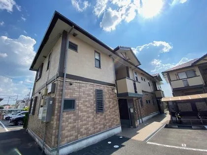 シルクコートC棟【2階】の外観