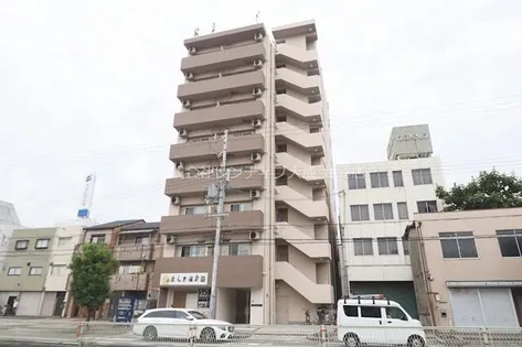 グランシャイニー【9階】の外観