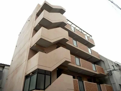 ラルーチェ逢阪【3階】の外観