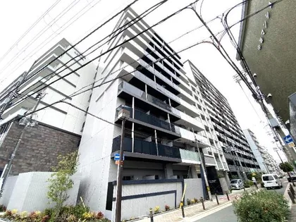 セイワパレス新大阪【3階】の外観