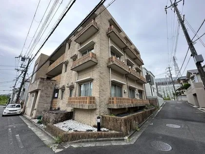 シャルル日吉台の画像