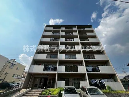 大阪府四條畷市二丁通町【マンション】の外観