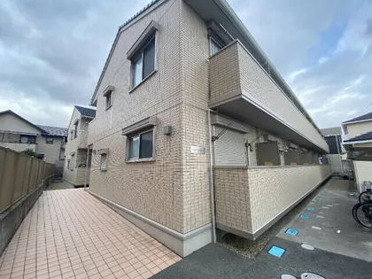 兵庫県川西市南花屋敷4丁目【アパート】の外観