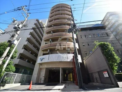 セレニテ谷町calme【8階】の外観