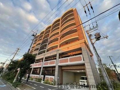 Luxe布施南Ⅱ【4階】の外観