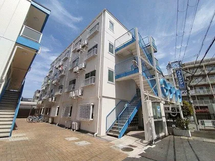 大阪府吹田市山手町1丁目【マンション】の外観