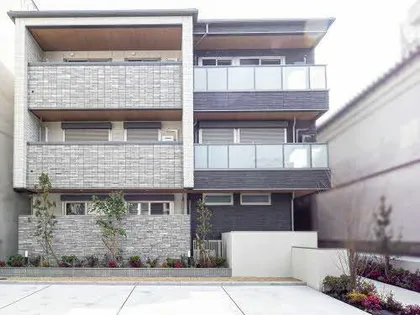 シャーメゾンRHEAの画像