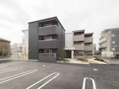 シャーメゾンUKの画像