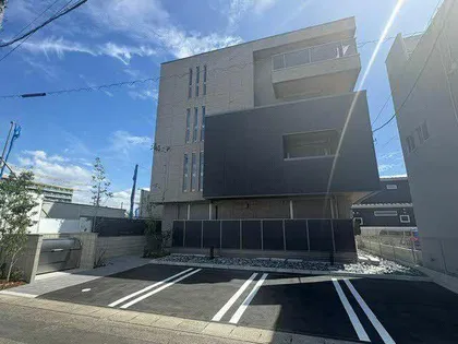 シャーメゾン国府宮駅前の画像