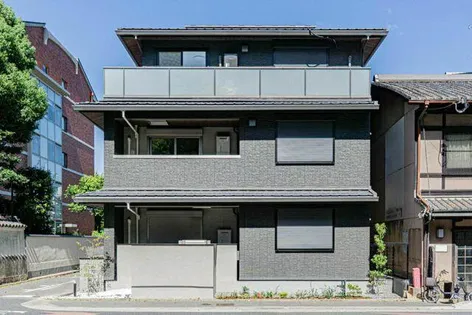 シャーメゾン ジュンの画像