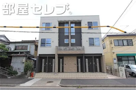 ノイ ブローテ【101号室】の外観