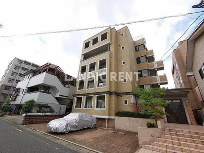 ウィステリアコートの画像