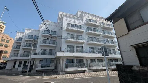 愛知県名古屋市千種区穂波町1丁目【マンション】の外観