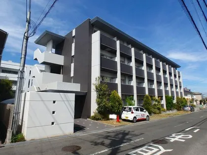 エトワール【3階】の外観