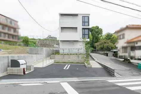 VILLA FLEURIR 千里中央の画像