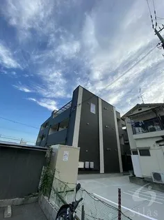 大阪府寝屋川市中神田町【アパート】の外観