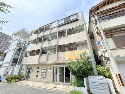 スーパーコート長居公園フロント【2階】の外観