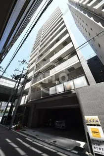 レジデンス南森町【11階】の外観