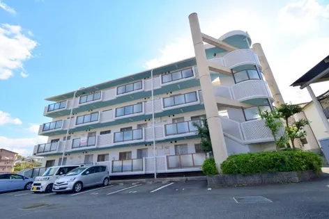 ファミールコートの画像