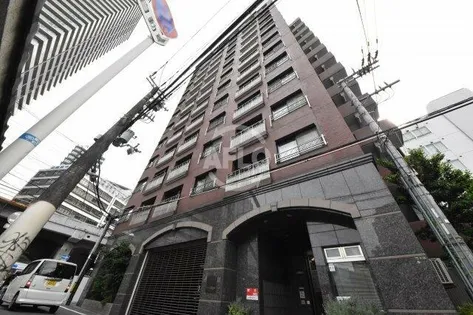 ドムス東梅田【11階】の外観