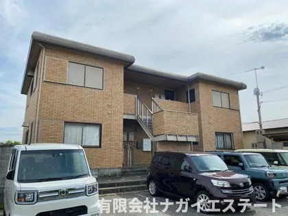 ロイヤルマンション【102号室】の外観