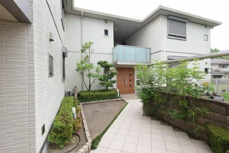 エクラシエ ガーデンⅠの画像