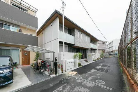 カルフール N M IIの画像