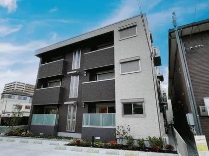 シャーメゾン シューレの画像