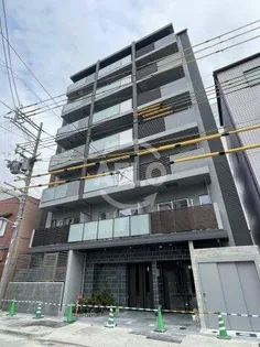 KAUNIS LUSSOの画像